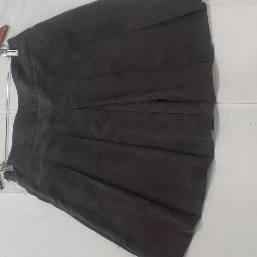 Chelsea & Theodore women's grey pleated corduroy micro mini  skirt size … - Picture 5 of 12